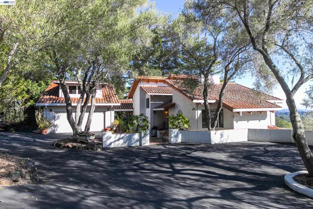 3430 Loma Alta Ln, Santa Cruz, CA 95065