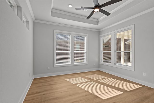 4402 W Huron Loop, Fayetteville, AR 72704