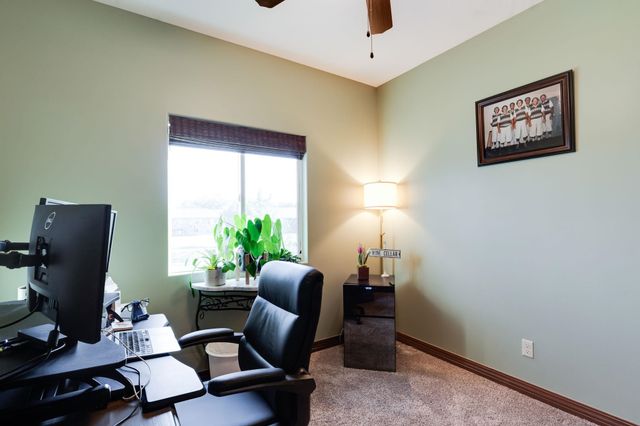 427 E Kay Ave, Haysville, KS 67060