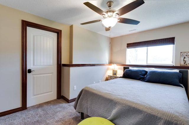 427 E Kay Ave, Haysville, KS 67060