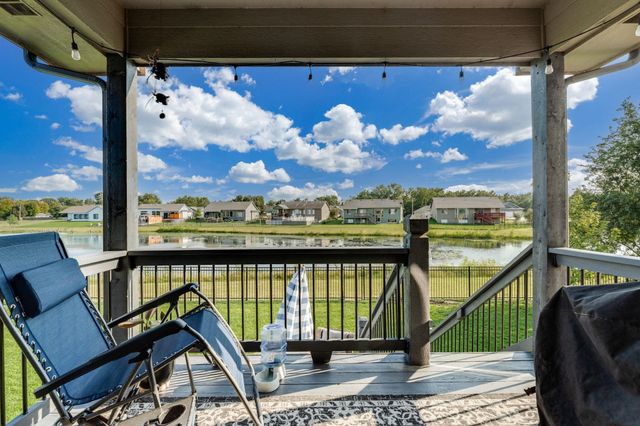 427 E Kay Ave, Haysville, KS 67060