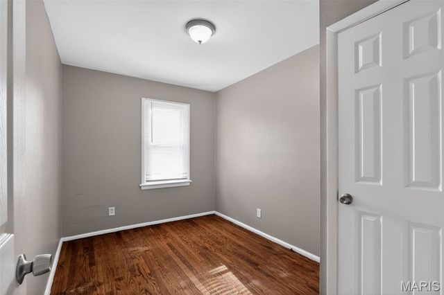 6845 Frostview Lane, Berkeley, MO 63134