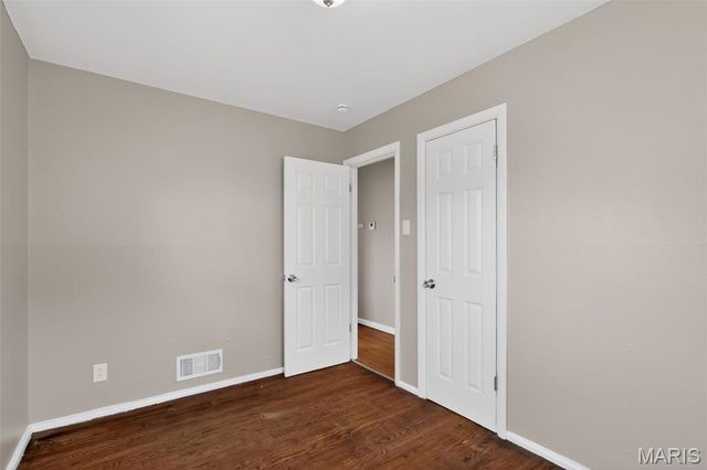 6845 Frostview Lane, Berkeley, MO 63134