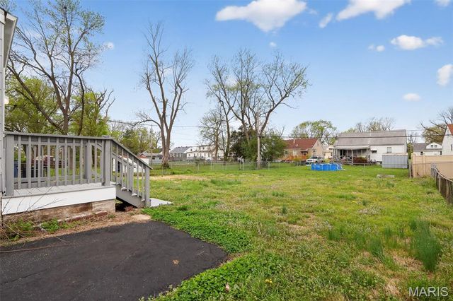 6845 Frostview Lane, Berkeley, MO 63134