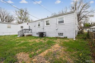 6845 Frostview Lane, Berkeley, MO 63134