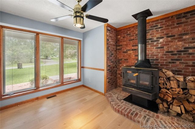 6424 Meadow Oak Drive, Georgetown, IN 47122
