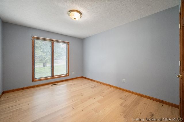 6424 Meadow Oak Drive, Georgetown, IN 47122