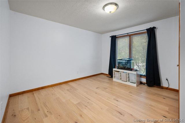6424 Meadow Oak Drive, Georgetown, IN 47122