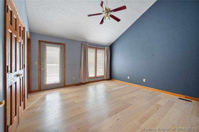 6424 Meadow Oak Drive, Georgetown, IN 47122