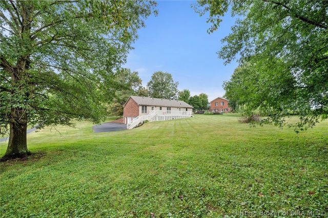 6424 Meadow Oak Drive, Georgetown, IN 47122