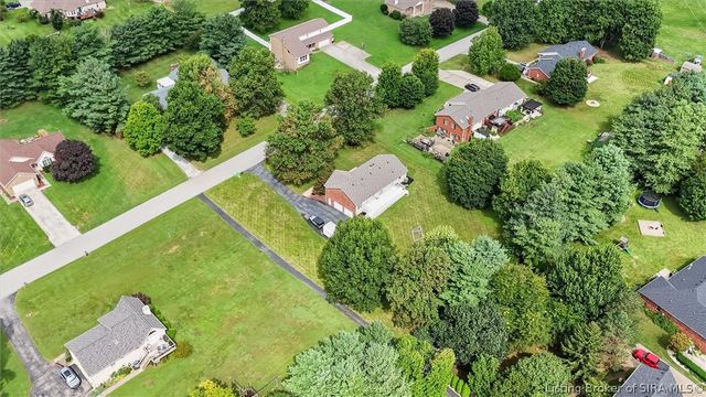 6424 Meadow Oak Drive, Georgetown, IN 47122