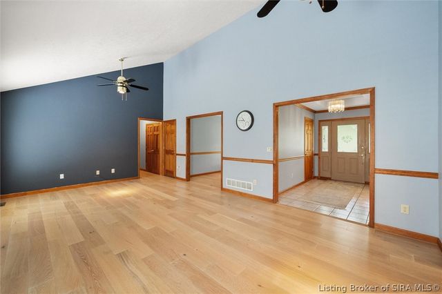 6424 Meadow Oak Drive, Georgetown, IN 47122