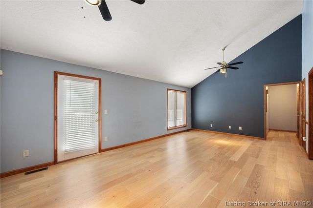 6424 Meadow Oak Drive, Georgetown, IN 47122