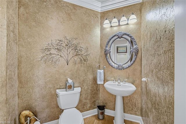 9097 Troon Lakes DR, Naples, FL 34109