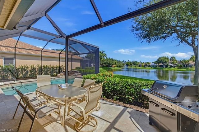 9097 Troon Lakes DR, Naples, FL 34109