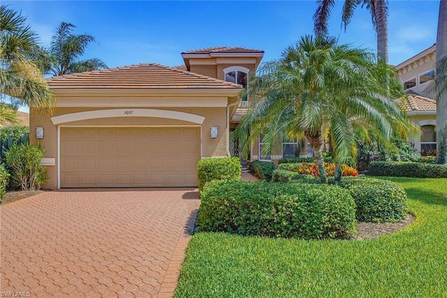 9097 Troon Lakes DR, Naples, FL 34109