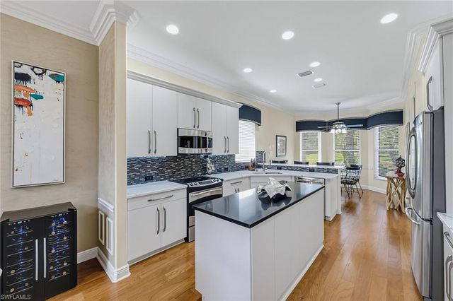 9097 Troon Lakes DR, Naples, FL 34109