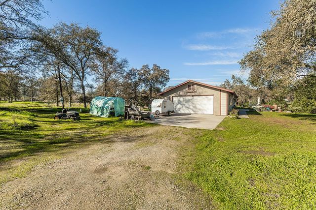 33671 Frazier Road, Auberry, CA 93602