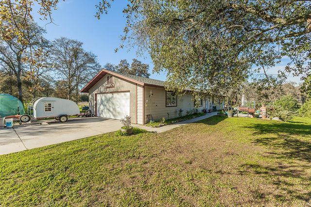33671 Frazier Road, Auberry, CA 93602