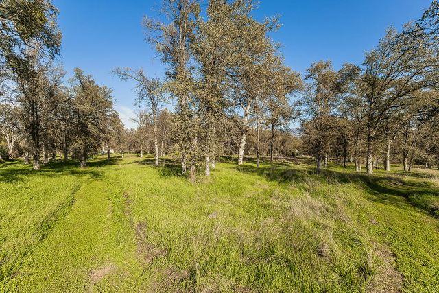 33671 Frazier Road, Auberry, CA 93602