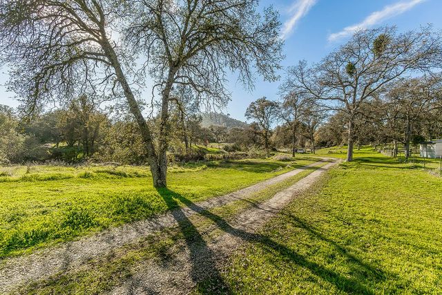 33671 Frazier Road, Auberry, CA 93602