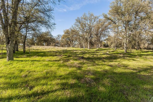33671 Frazier Road, Auberry, CA 93602