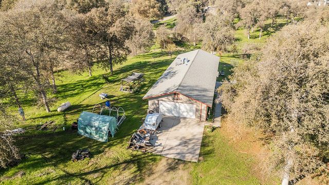 33671 Frazier Road, Auberry, CA 93602