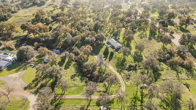 33671 Frazier Road, Auberry, CA 93602