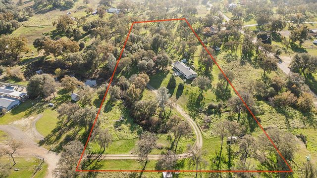 33671 Frazier Road, Auberry, CA 93602