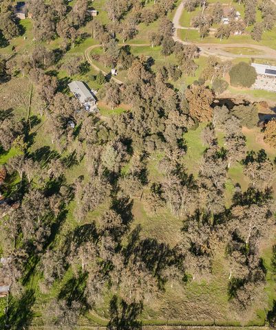 33671 Frazier Road, Auberry, CA 93602