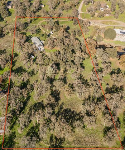 33671 Frazier Road, Auberry, CA 93602