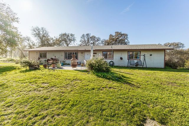 33671 Frazier Road, Auberry, CA 93602