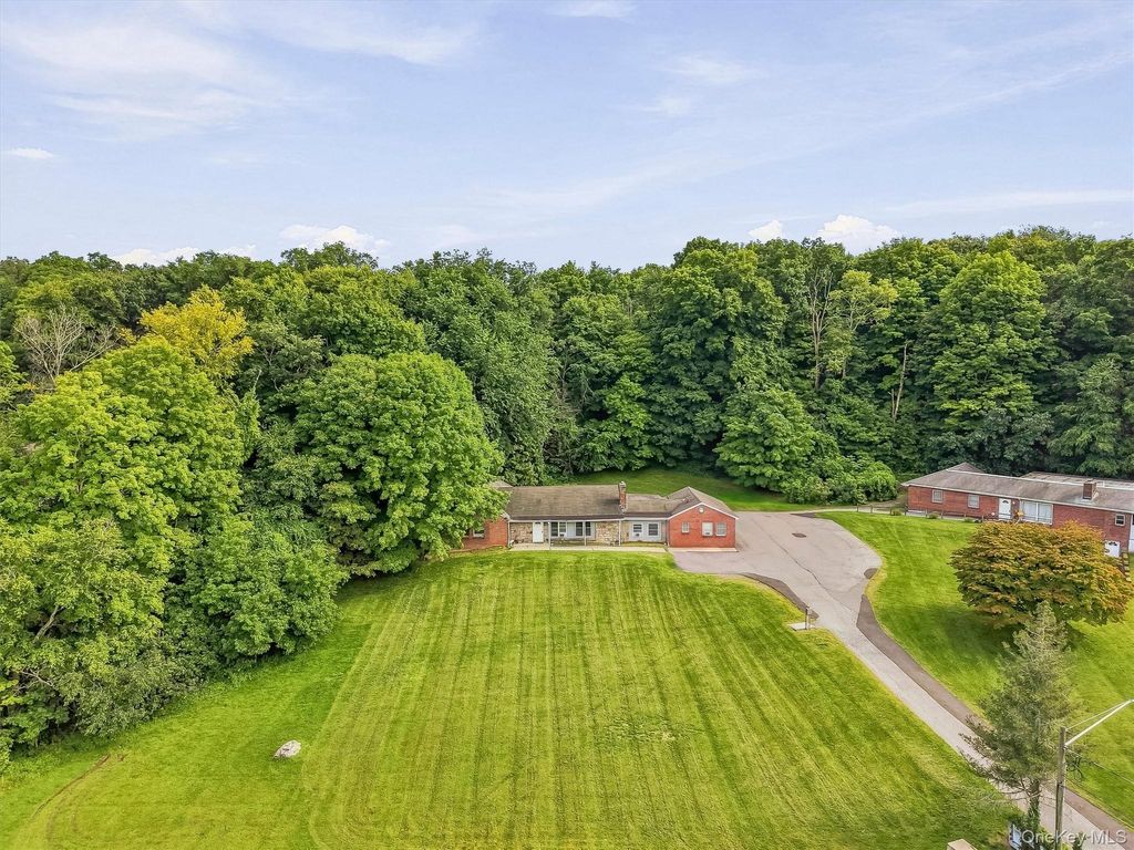 176 Doansburg Road 172, Brewster, NY 10509 — photo 2