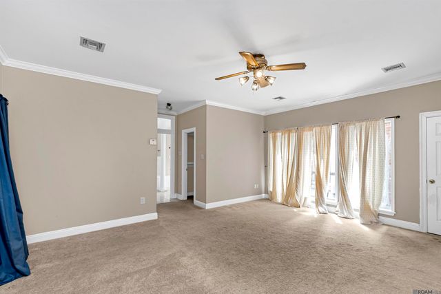 880 Rue Crozat, Baton Rouge, LA 70810