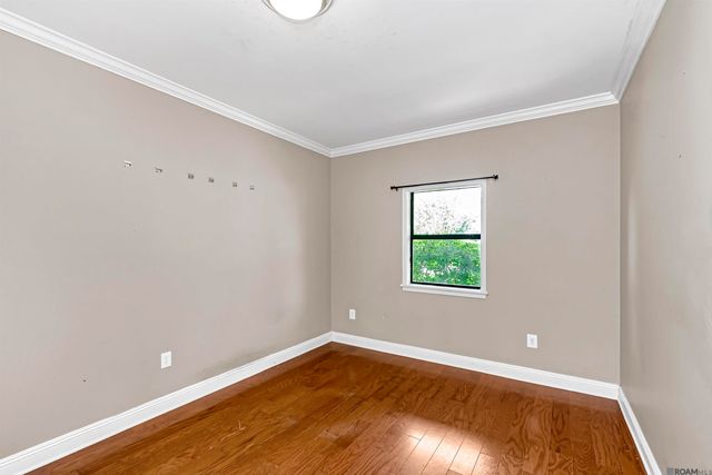 880 Rue Crozat, Baton Rouge, LA 70810