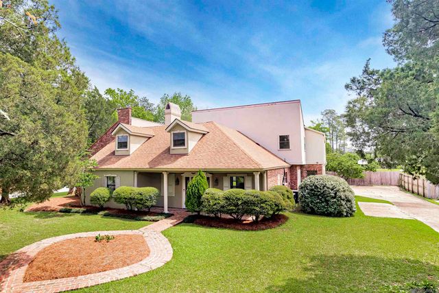 880 Rue Crozat, Baton Rouge, LA 70810