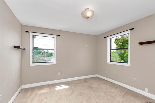 880 Rue Crozat, Baton Rouge, LA 70810