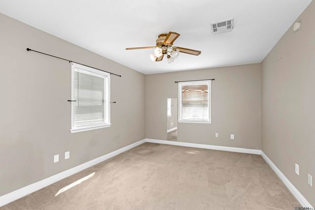 880 Rue Crozat, Baton Rouge, LA 70810