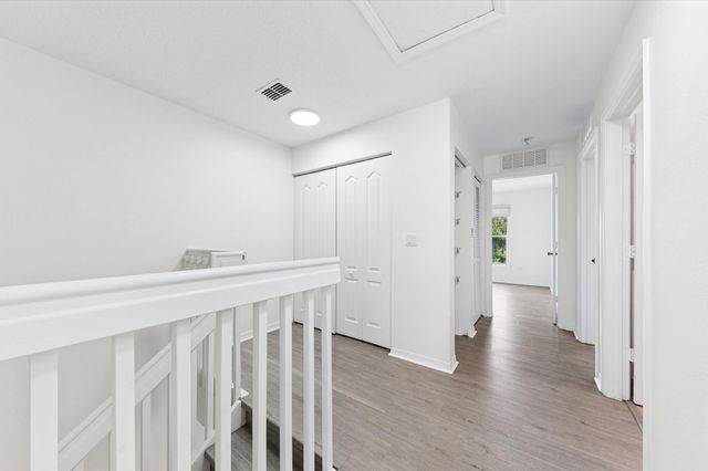 402 SEMINOLE PALMS Drive 402, Greenacres, FL 33463