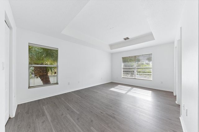402 SEMINOLE PALMS Drive 402, Greenacres, FL 33463