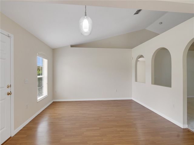 8335 105th Avenue, Vero Beach, FL 32967