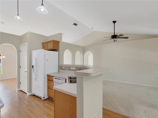 8335 105th Avenue, Vero Beach, FL 32967