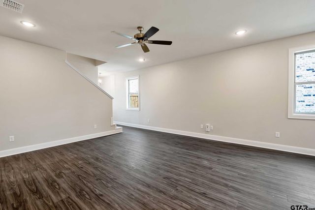 4418 MacNab Dr, Tyler, TX 75707