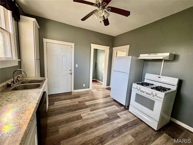 316 W F Street, Belleville, IL 62220