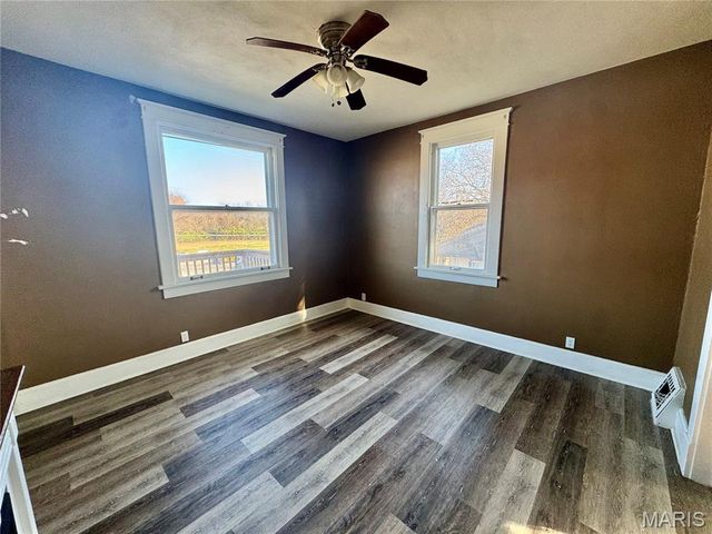 316 W F Street, Belleville, IL 62220