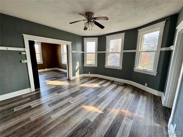 316 W F Street, Belleville, IL 62220