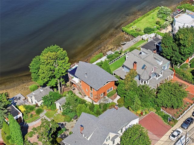 85 Bayview Avenue, Northport, NY 11768