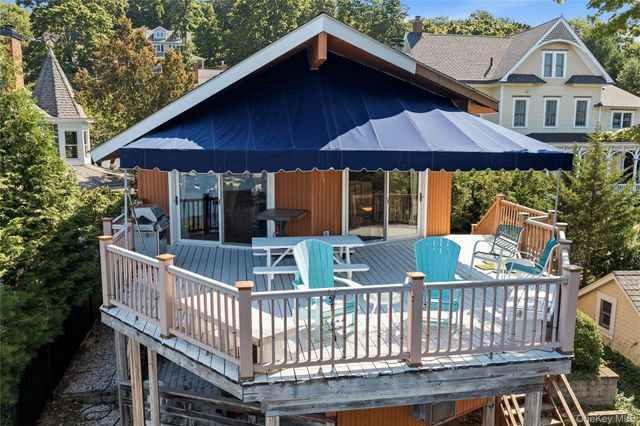 85 Bayview Avenue, Northport, NY 11768