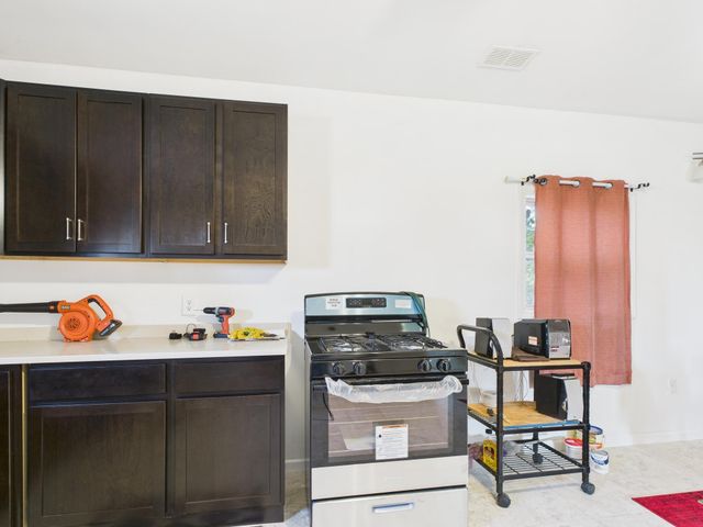 523 Pine Street, Cabool, MO 65689