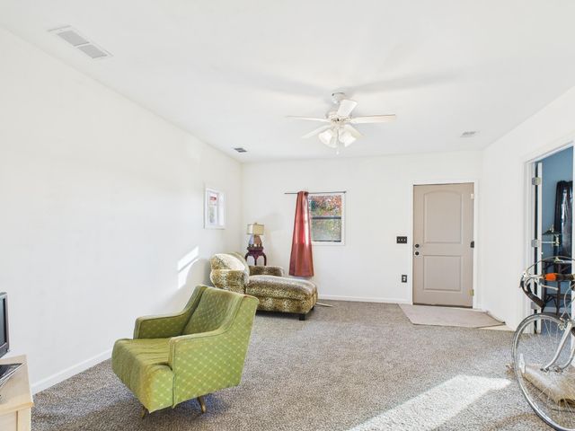 523 Pine Street, Cabool, MO 65689